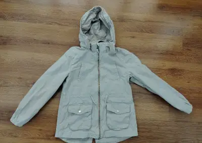 Jarná /jesenná ľahká bundička H&M, veľ. 146