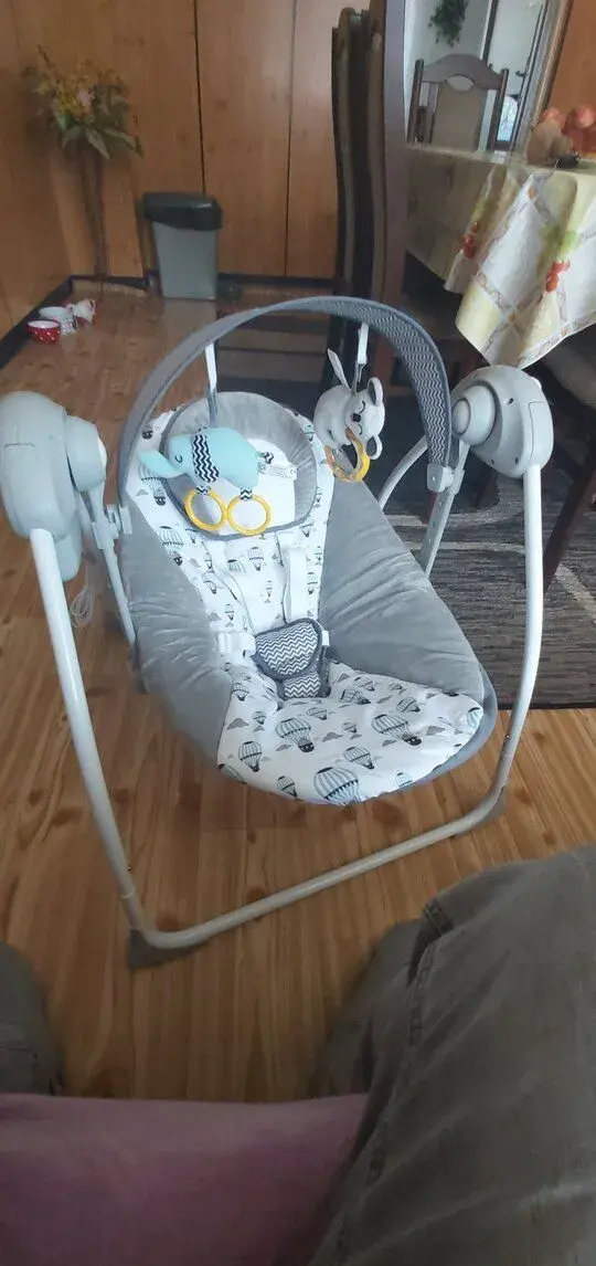 KINDERKRAFT Hojdačka pre bábätká