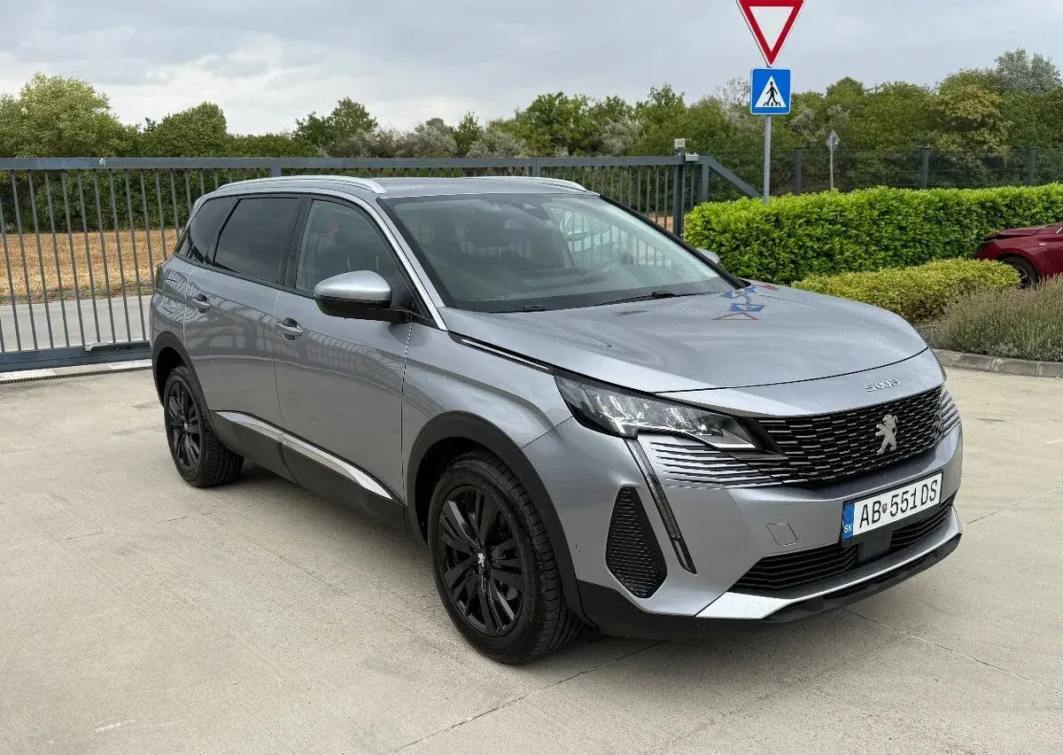 Peugeot 5008