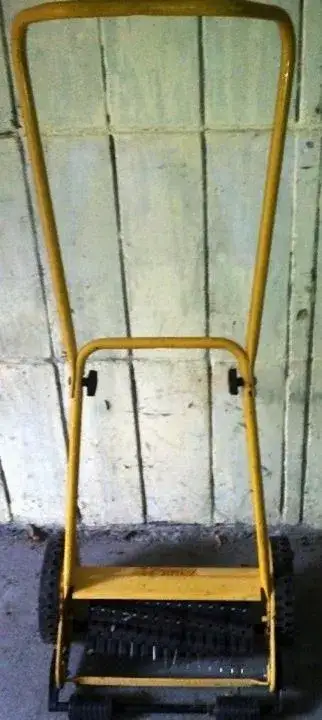 mechanický nemecký vertikulátor