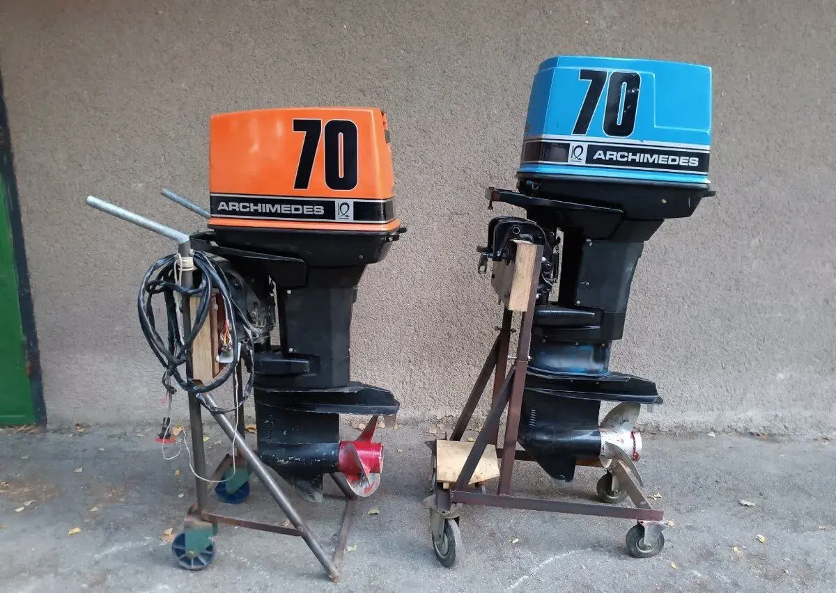 Lodné motory Archimedes 70