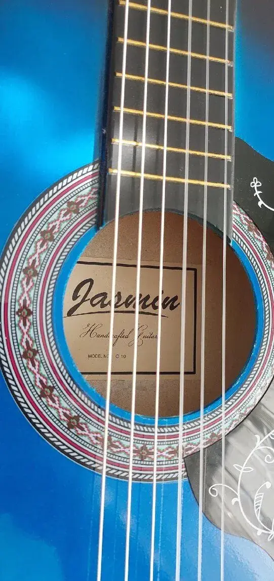 Klasickú 3/4 gitaru Jasmin C-10 – ideálna pre ZUŠ