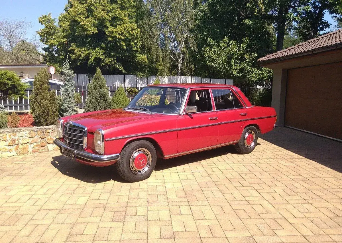 Mercedes-Benz W115,200D,Znižena