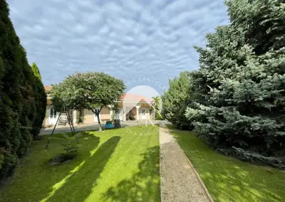 Reality KOMPLEX s.r.o. Vám ponúka apartmánový dom vo Veľkom