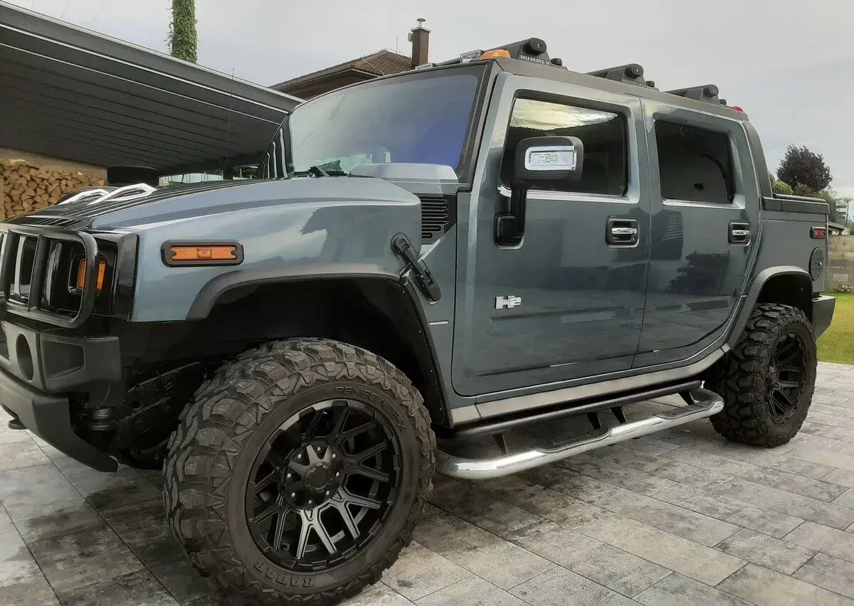 Hummer H2 pick up