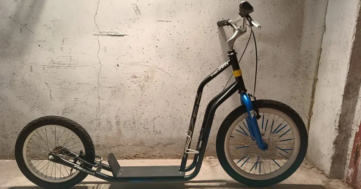 Kolobežka Yedoo Mezeq V-brake 20"/16" čierno-modrej