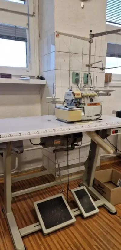 Siruba 747-f overlock