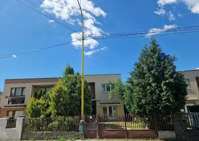 Na prenájom rodinný dom mesto Prievidza na ulici I. Krasku.