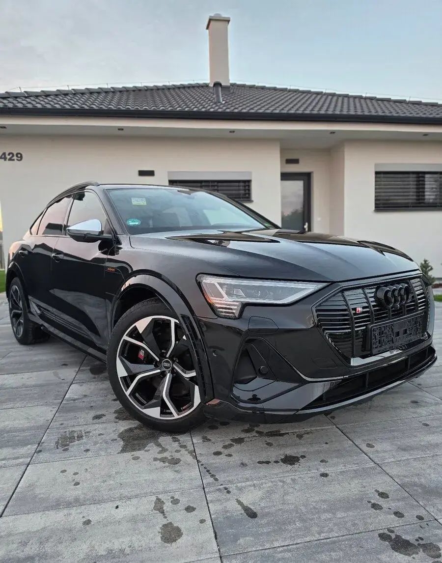 Audi E-tron – 2022, 84 000 km