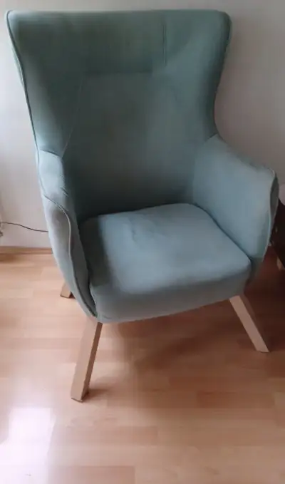 Kreslo Ušiak