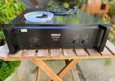 Yamaha PC1602 zosilňovač