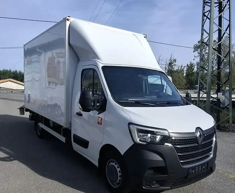 Renault Master – 2022, 175 000 km