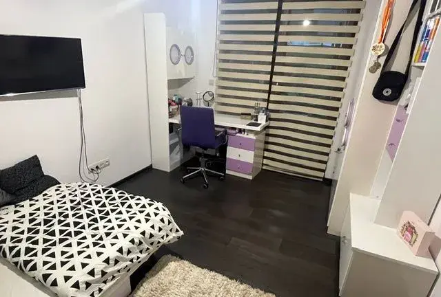Dievčenskú detskú izbu,komplet za 150€