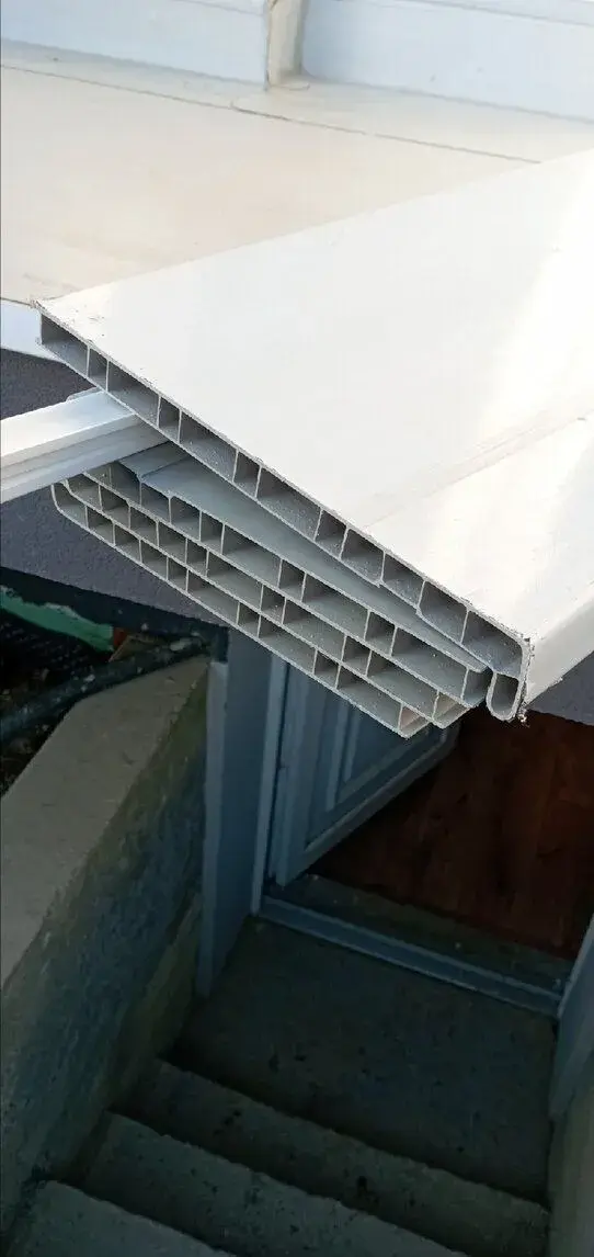 Plastové vnútorné parapety