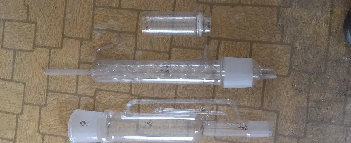 Laboratórne sklo SIMAX – Soxhletov extraktor 200 ml komplet