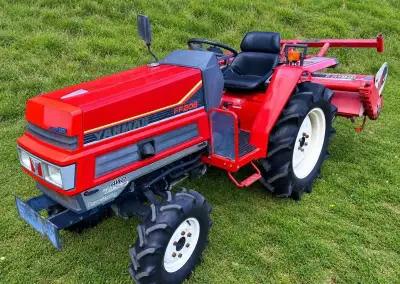 Používaný japonský malotraktor YANMAR FF205 4x4