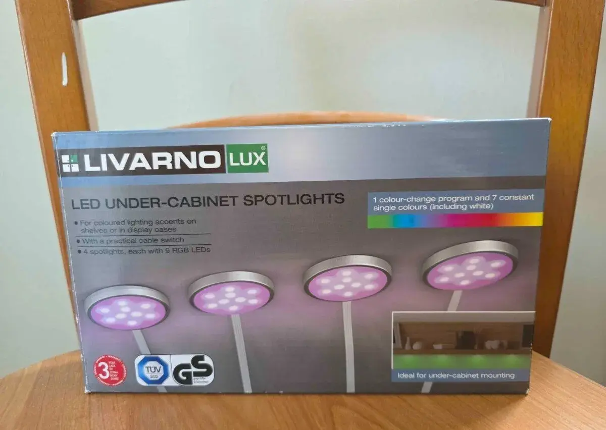NOVÉ LED podskrinkové svietidlá Livarno Lux – 4 ks