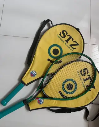 rakety mladez deti 1nova +1pouzivana