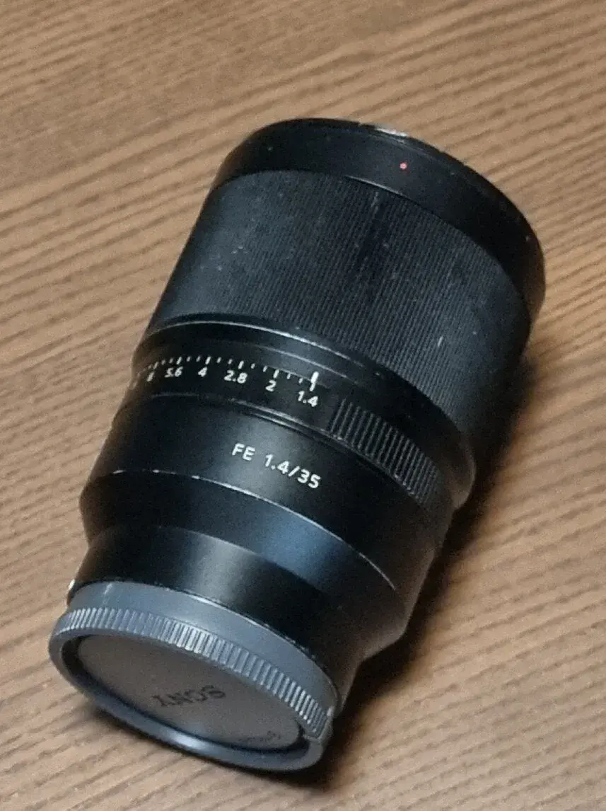Sony Zeiss Distagon FE 35mm F1.4 ZA