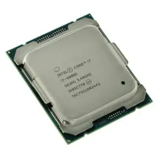 Procesor (CPU): Intel Core i7-6800K