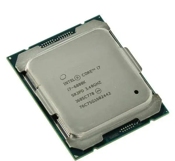 Procesor (CPU): Intel Core i7-6800K