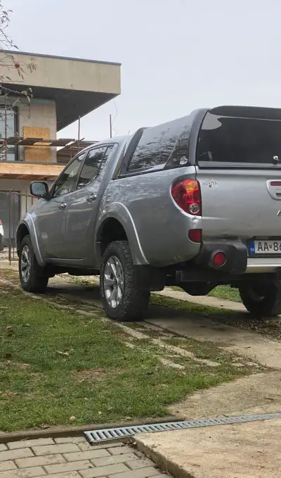 Mitsubishi l200 – 2012, 231 000 km
