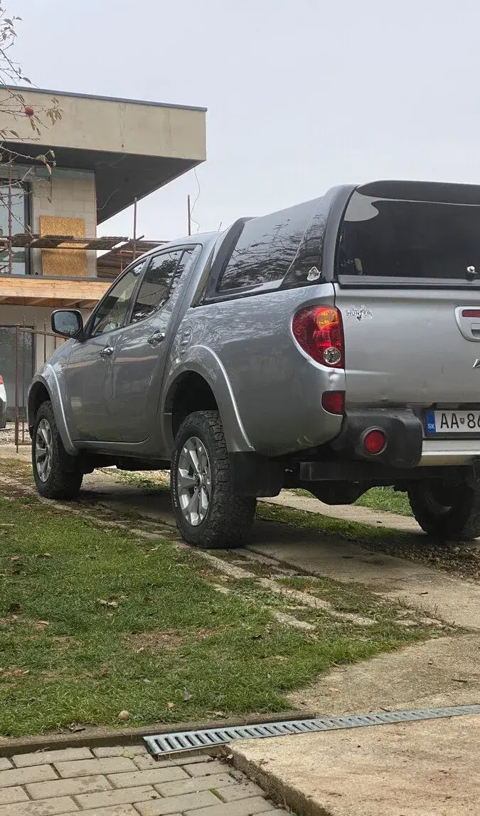Mitsubishi l200 – 2012, 231 000 km