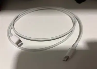 USB-C a Apple Lightning kabel. Original - LACNO