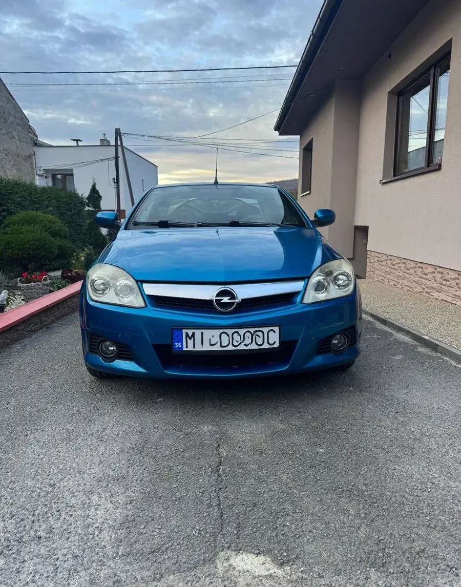 Opel tigra – 2006, 10 000 km