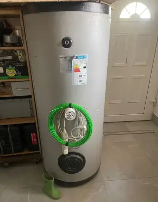 Bojler Embra HP 300
