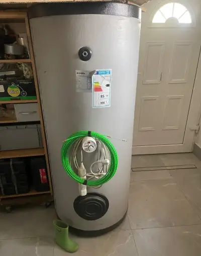 Bojler Embra HP 300