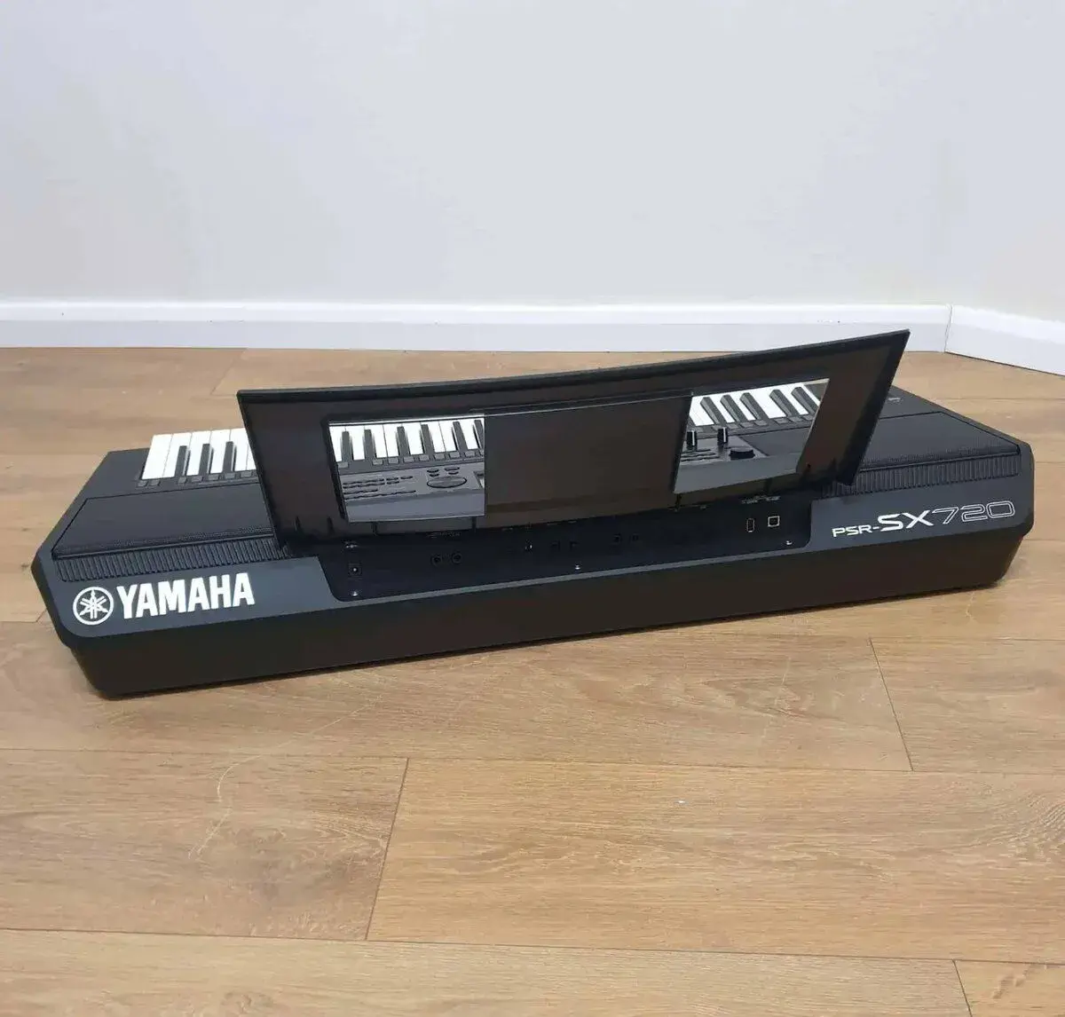 Kláves Yamaha PSR SX720