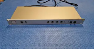 UNIFI USG-PRO4 router