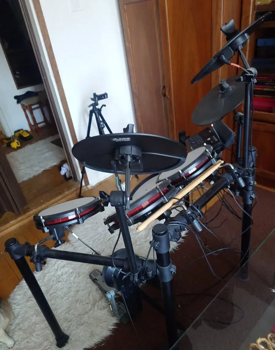 Alesis NITRO MAX