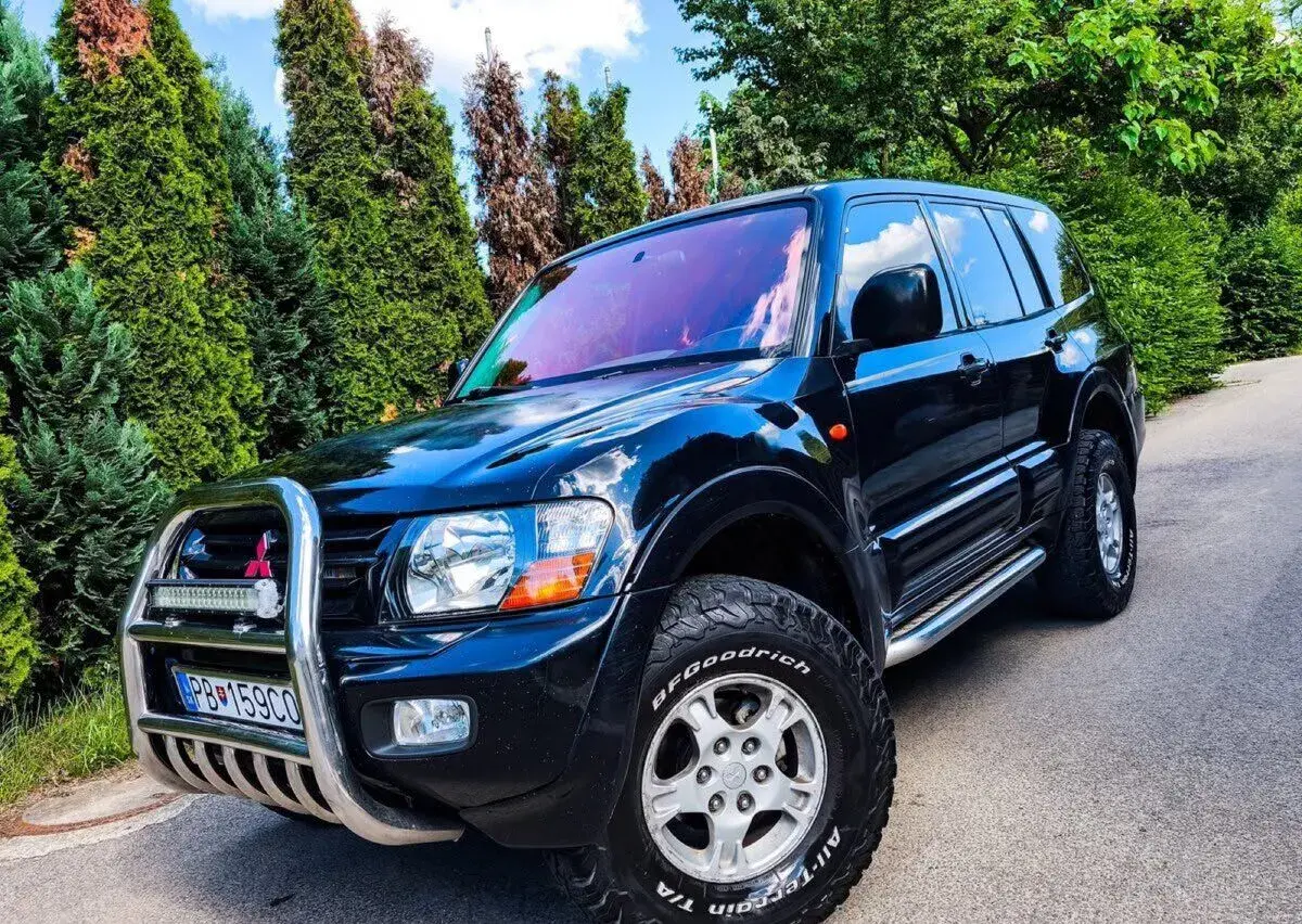 Mitsubishi Pajero – 289 000 km