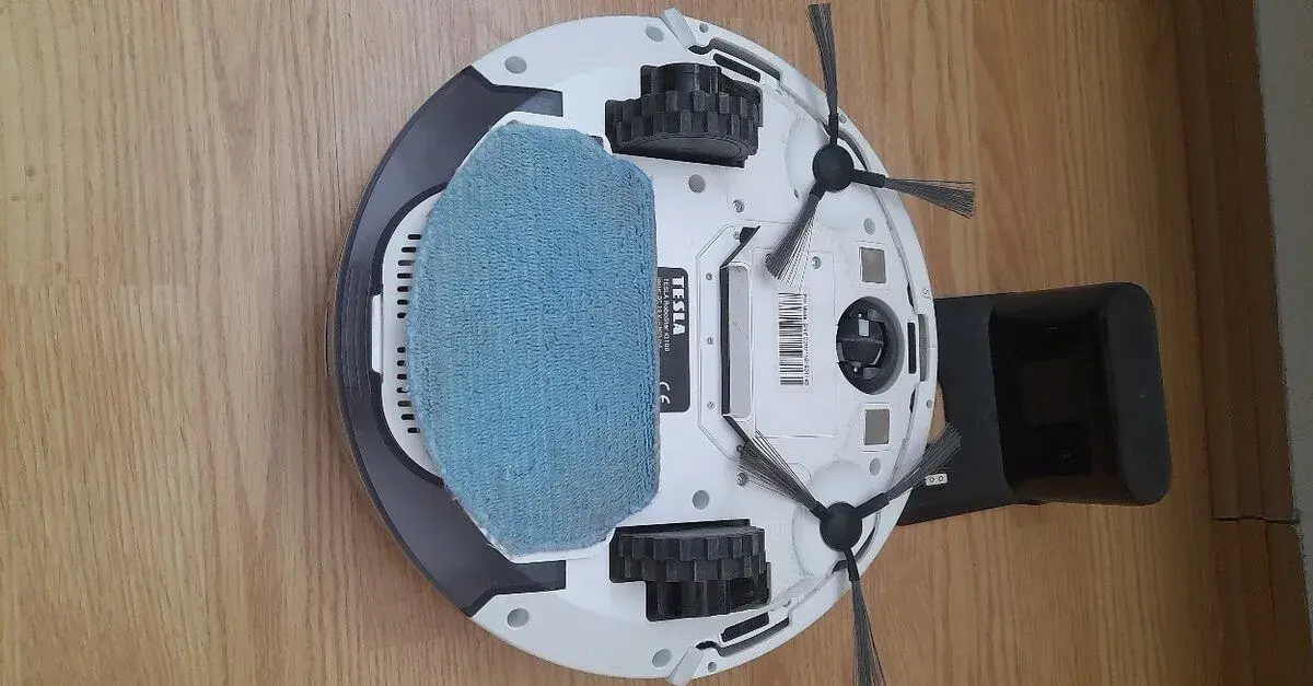 Robotický vysávač