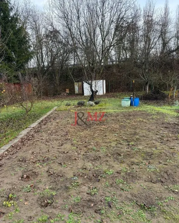 Záhrada Levice - Podhradie 311m2