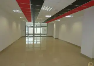 NA PRENÁJOM KOMERČNÝ PRIESTOR (88m2) V CENTRE SENICE