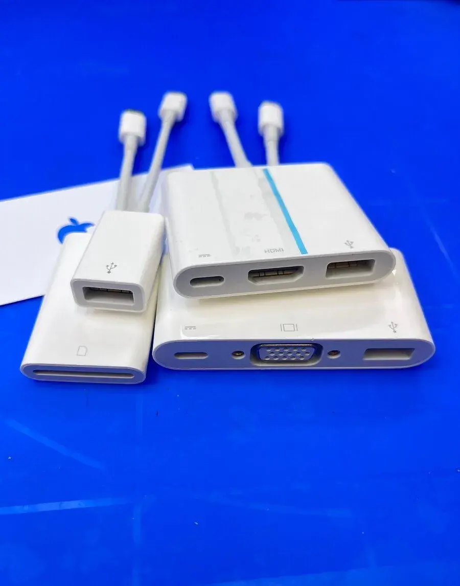  Originál APPLE redukcie - adaptéry z USB-C to USB,HDMI,VGA
