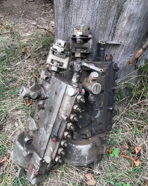 Vstrekovacie cerpadlo Tatra 148