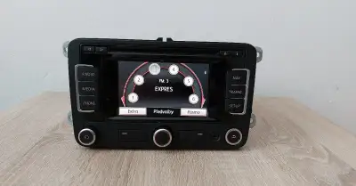 autorádio RNS310 volkswagen