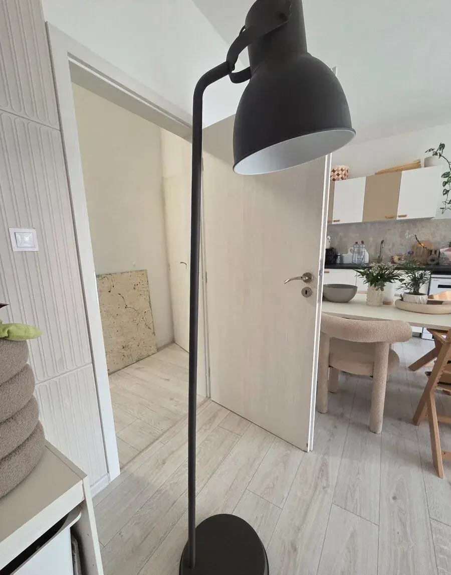 IKEA HEKTAR stojacia lampa