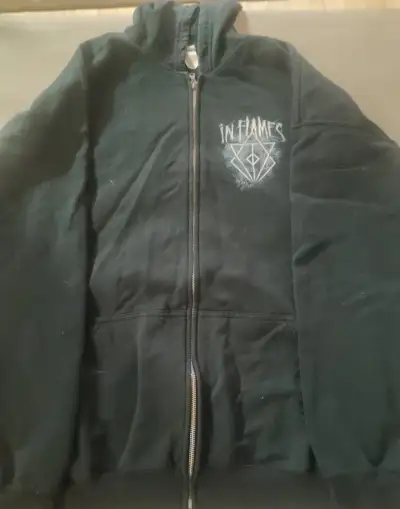 Metal tričká