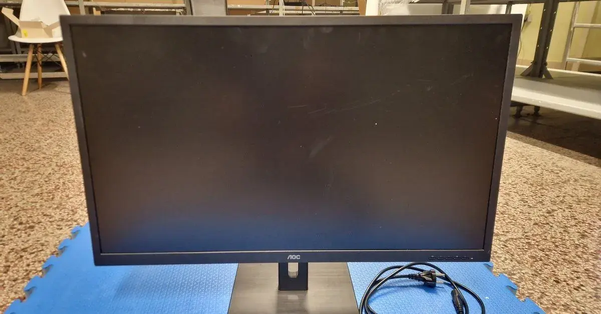 Monitor AOC 31,5" HDMI, DP