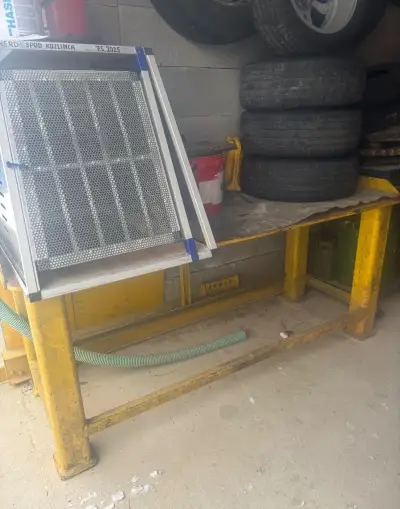 Stôl,zváraci stôl,pracovný stôl,ponk