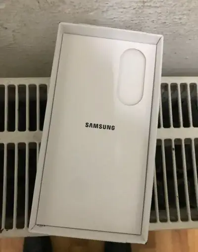 Dobry rad bych prodal Samsung Galaxy 160€