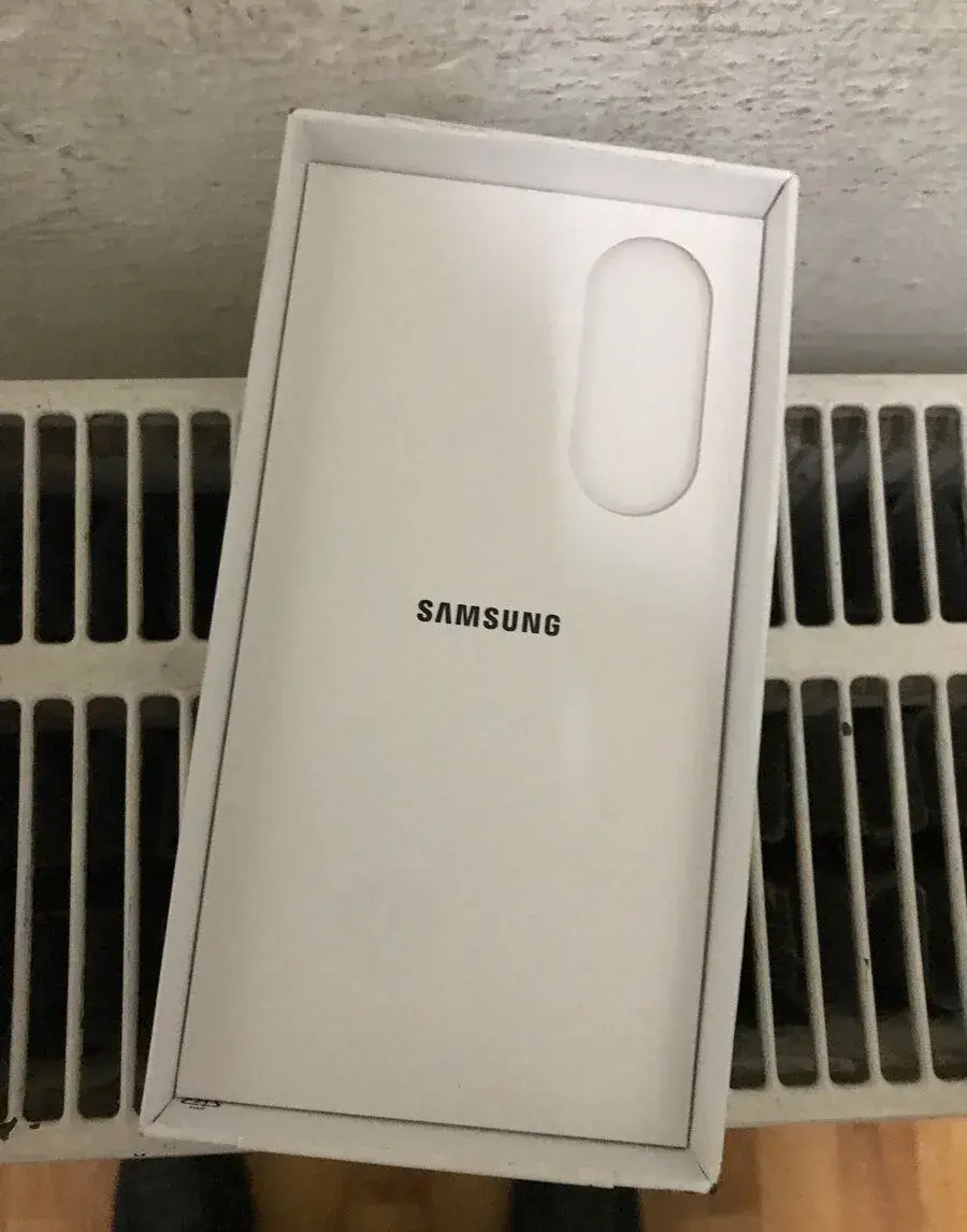 Dobry rad bych prodal Samsung Galaxy 160€