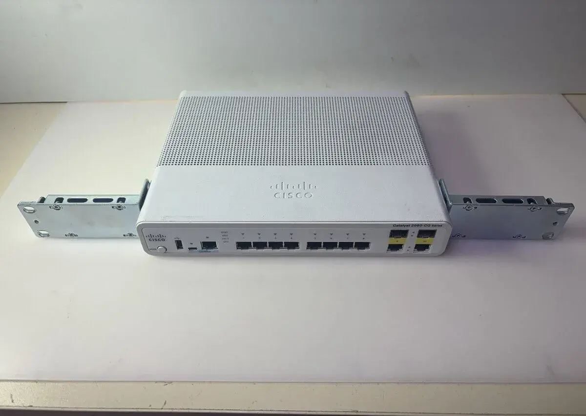 Cisco WS-2960CG-8TC-L kompaktný 8-portový gigabitový switch