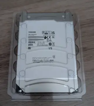 Nový Toshiba MG11ACA18TE (18TB)