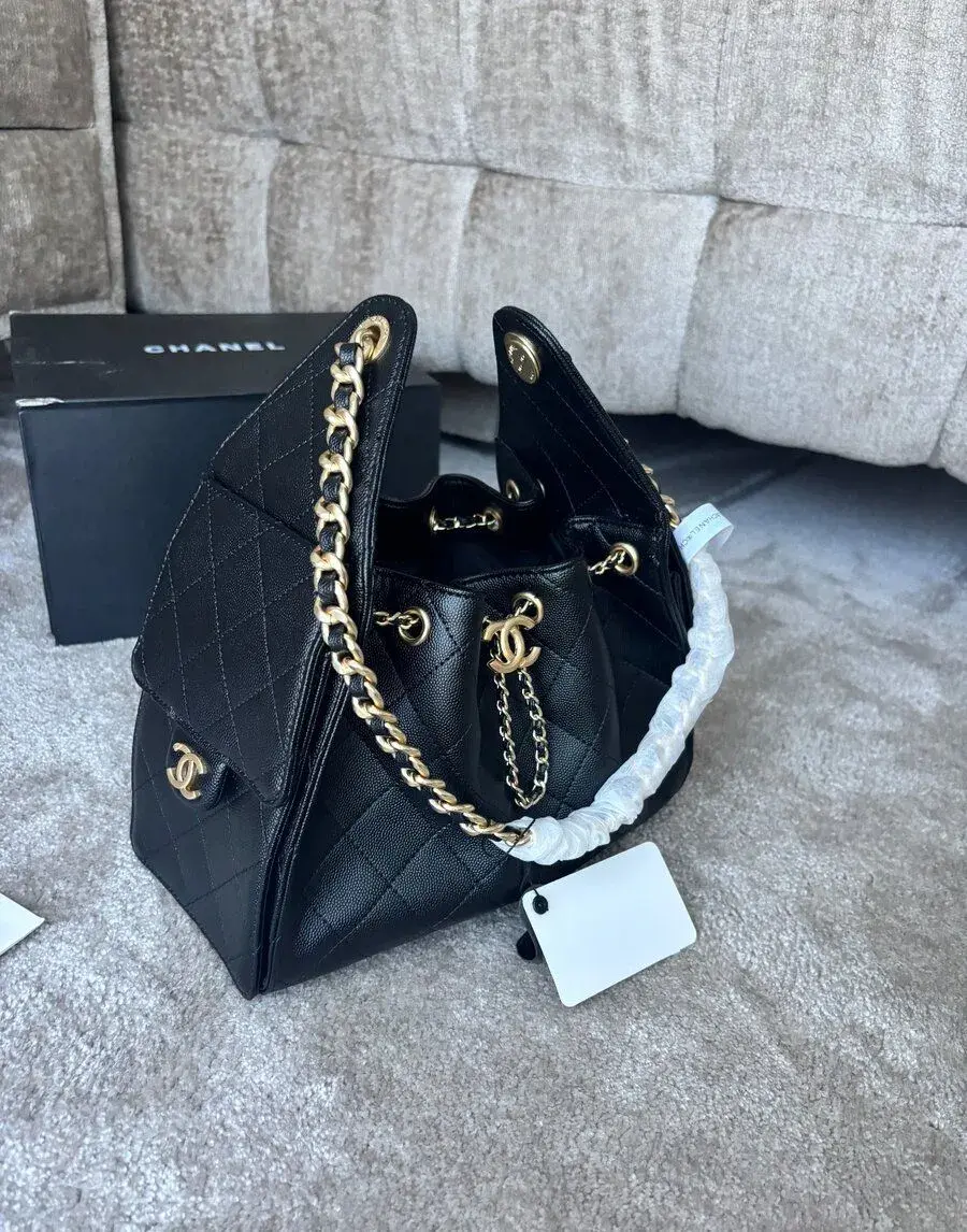 Chanel kabelka